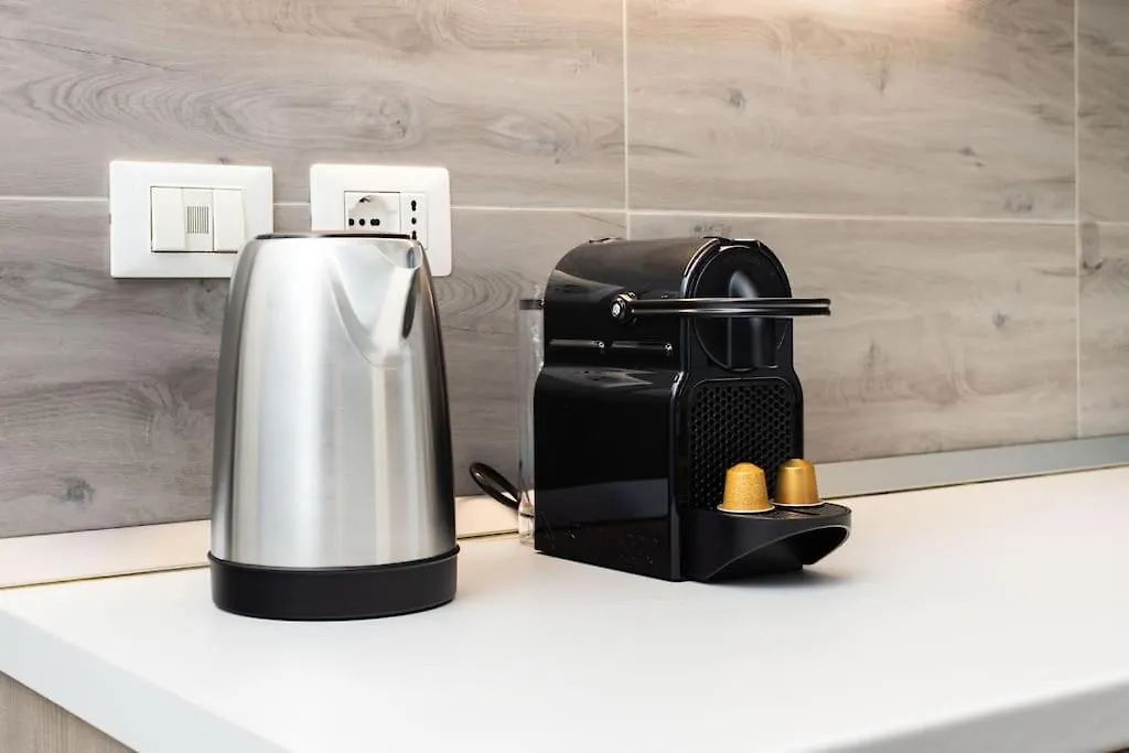 Casa Azzurra -Central Station-Free Luggage Storage Milan 0*,  Italy