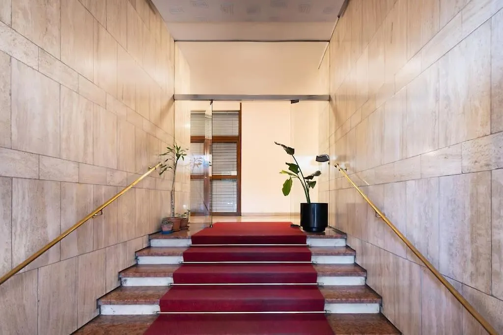 Casa Azzurra -Central Station-Free Luggage Storage Milan Apartment